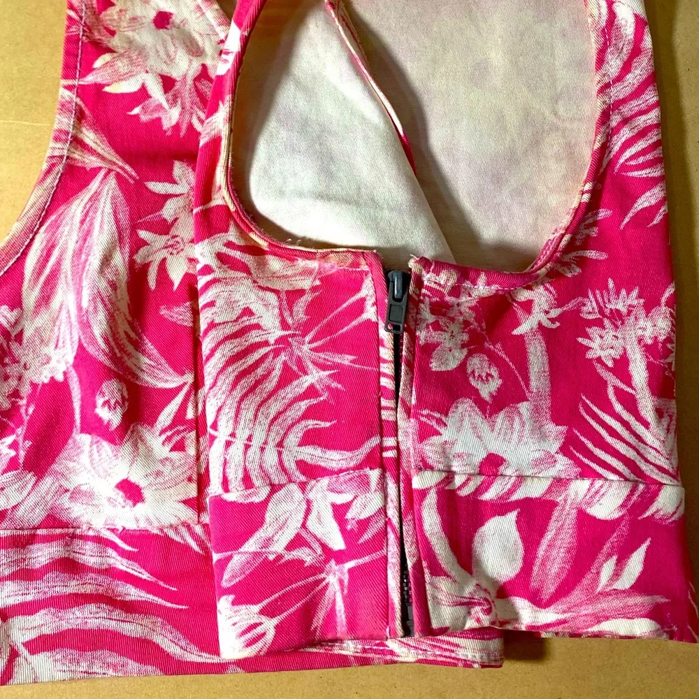 Crop tank/bra - Picture 5 of 6